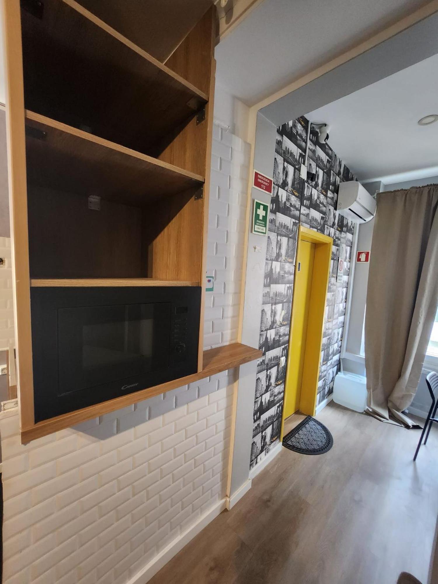 Daora Lisbon Low Cost Hostel Exterior photo